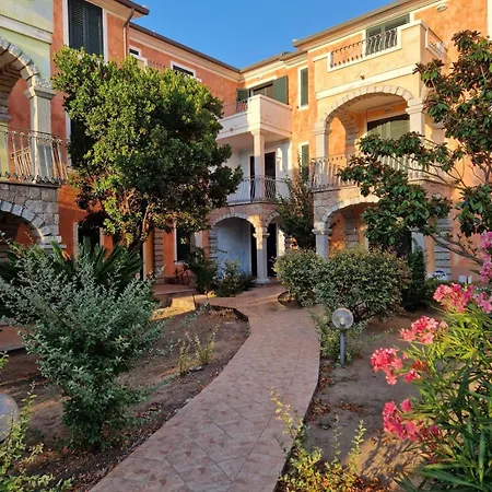 Affittimoderni - Casa Nicole Apartment *
